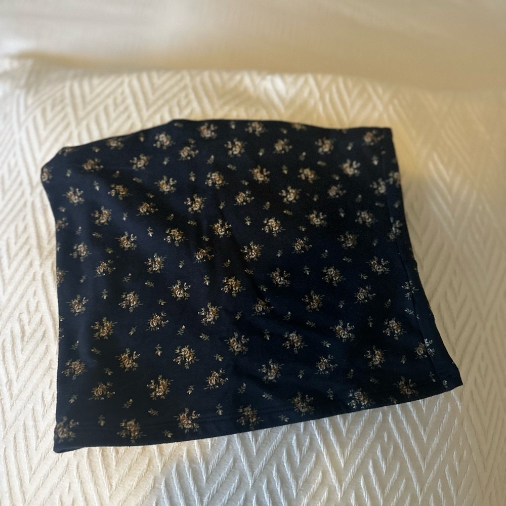 Aero strapless top, floral blue crop top, women’s and junior size xs